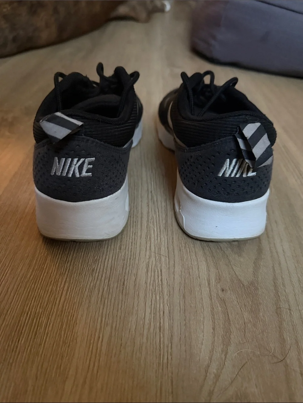 Nike Women’s Black & White Lightweight Mesh Sneakers